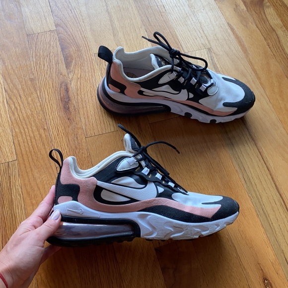 Nike AirMax 70 React - Picture 2 of 7